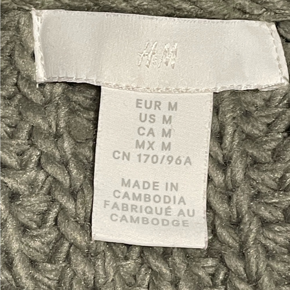 Cozy Cottagecore H&M Size Medium Chunky Knit Mock Turtleneck Sweater Sage Gray - Picture 6 of 9
